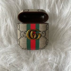 gucci airpods case